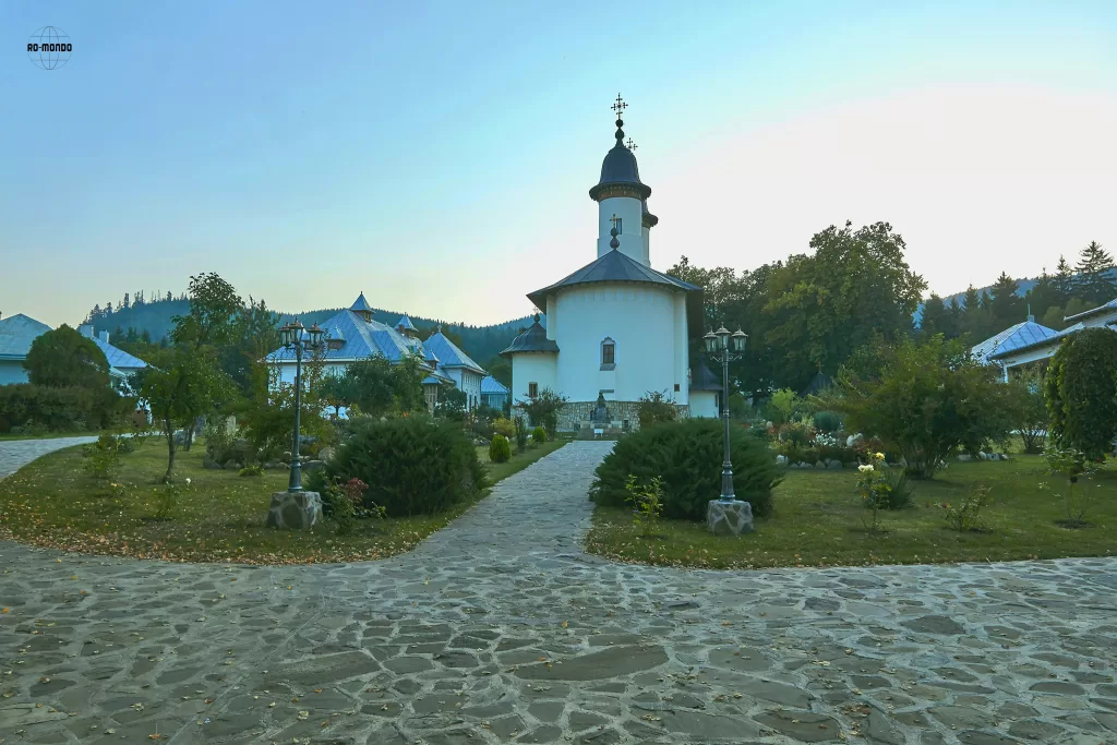 Biserica Adormirea Maicii Domnului