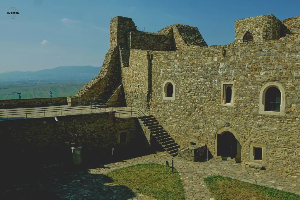 Cetatea Neamț - interior